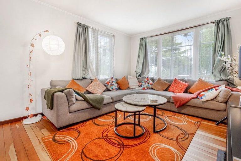 Photo of property in 318 Swanson Road, Henderson, Auckland, 0610