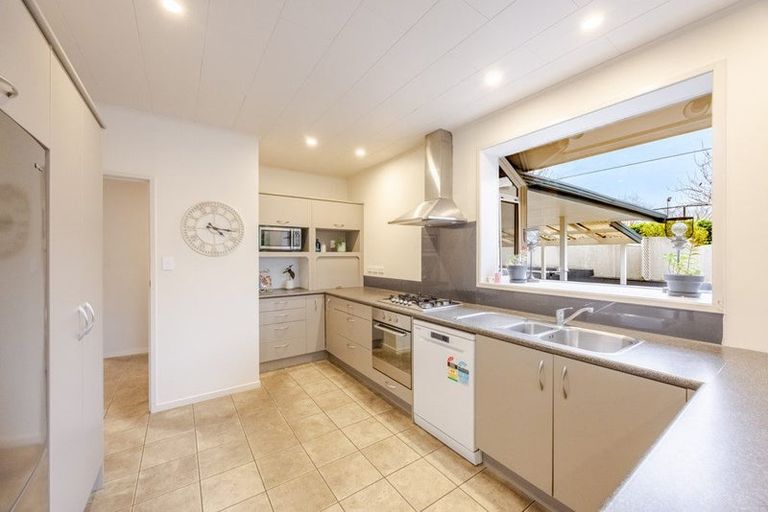 Photo of property in 60 Mchardy Street, Havelock North, 4130
