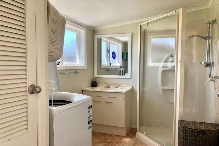 Photo of property in 26 Coleman Avenue, Waverley, 4591