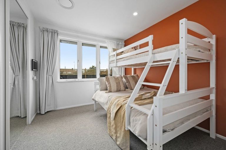 Photo of property in 10a Burton Place, Owhata, Rotorua, 3010