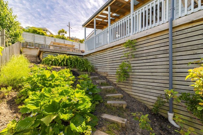 Photo of property in 24 Jacksons Road, Lyttelton, 8082