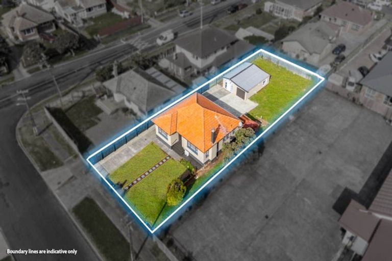 Photo of property in 35 Seddon Avenue, Papatoetoe, Auckland, 2104