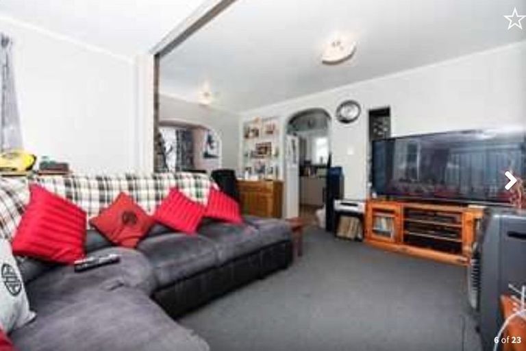 Photo of property in 39 Garelja Road, Henderson, Auckland, 0612
