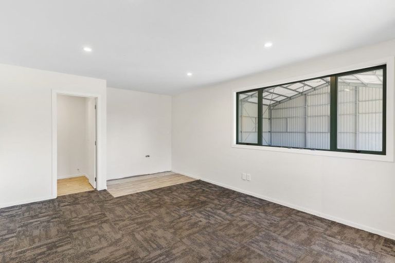 Photo of property in 12 Brookvale Lane, Taupaki, Henderson, 0782