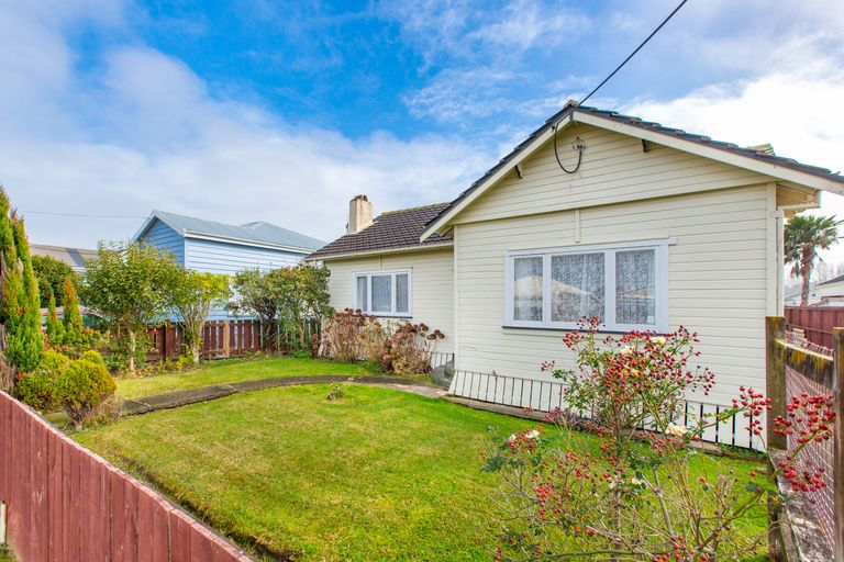 Photo of property in 4 Seddon Street, Te Aroha, 3320