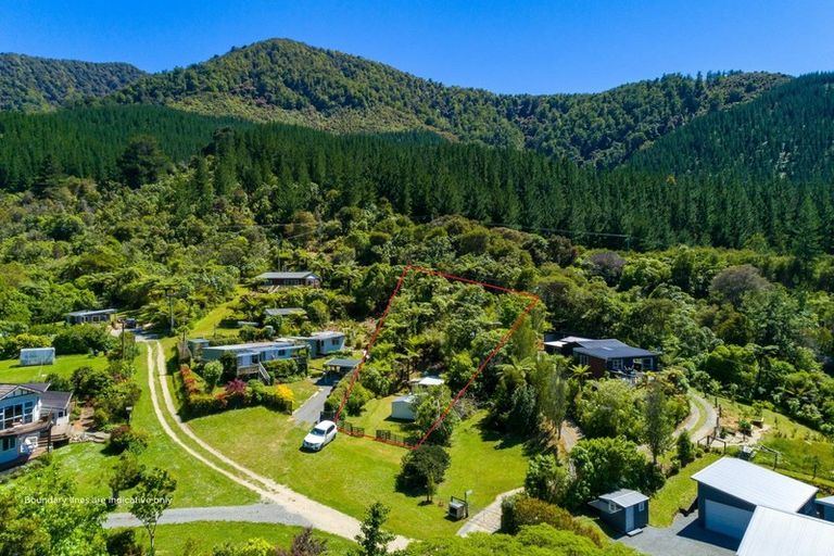 Photo of property in 7104 Kenepuru Road, Raetihi, Marlborough Sounds, 7282