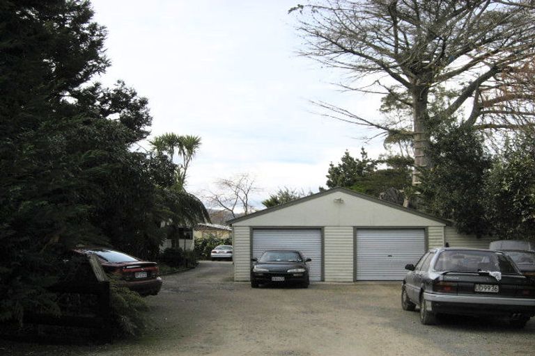 Photo of property in 2 Stansell Street, Shannon, 4821