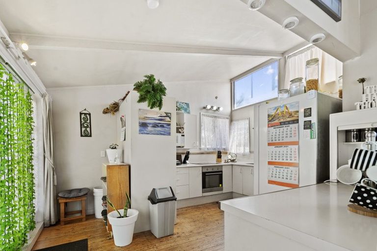 Photo of property in 24 Pedlar Street, Mangakakahi, Rotorua, 3015