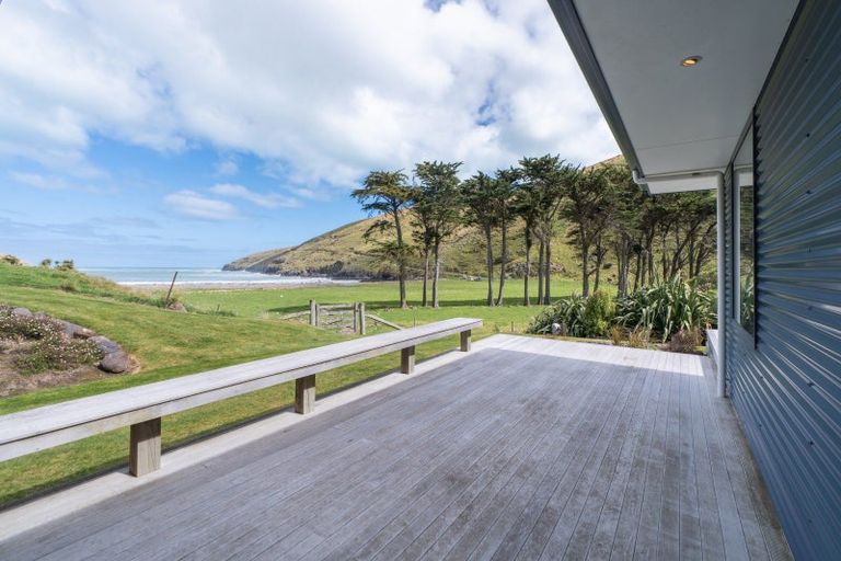 Photo of property in 904 Te Oka Bay Road, Te Oka, Little River, 7591