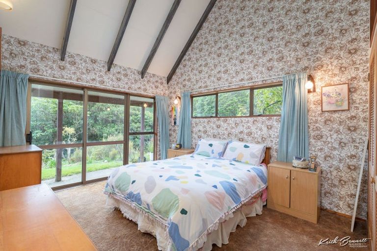 Photo of property in 695 Whitemans Valley Road, Whitemans Valley, Upper Hutt, 5371