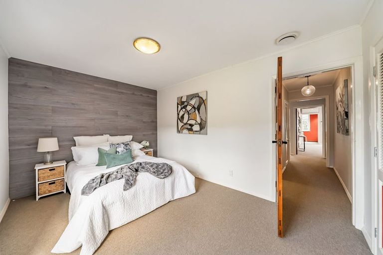 Photo of property in 18 Atiawa Crescent, Waiwhetu, Lower Hutt, 5010