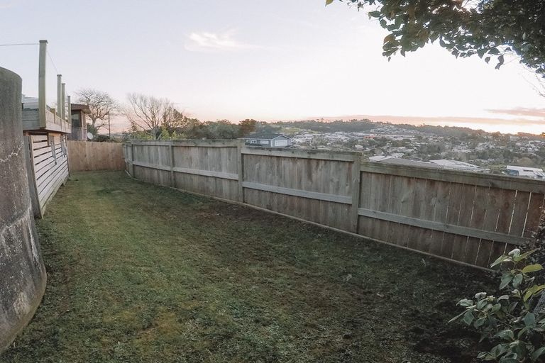 Photo of property in 54b Stanmore Bay Road, Stanmore Bay, Whangaparaoa, 0932