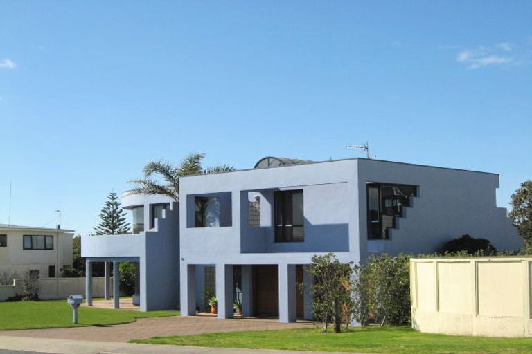 Photo of property in 6 Anne Street, Ohope, 3121