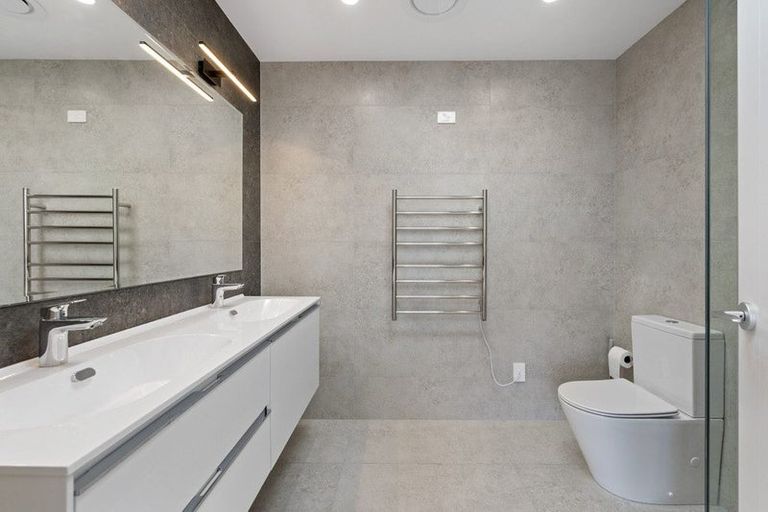 Photo of property in 50d Killarney Street, Takapuna, Auckland, 0622