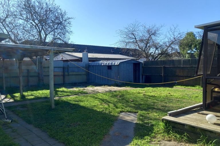 Photo of property in 33 Merrington Crescent, Aranui, Christchurch, 8061