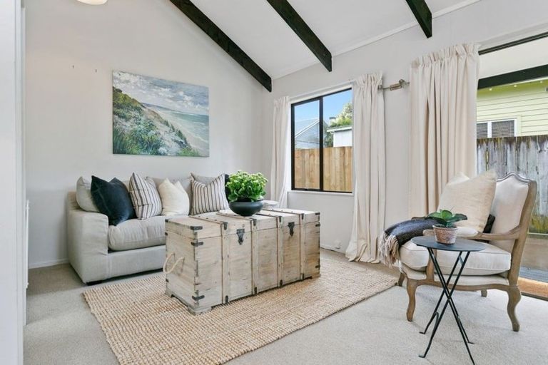 Photo of property in 78a Thornton Road, Cambridge, 3434