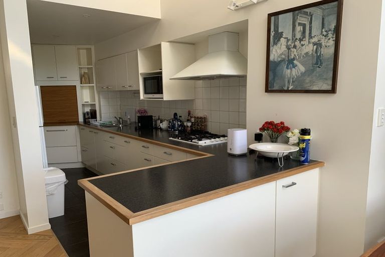 Photo of property in 2h Weranui Road, Waiwera, Orewa, 0994