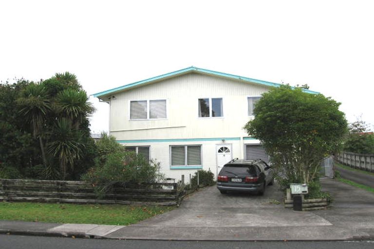Photo of property in 15 Waitaki Street, Henderson, Auckland, 0612