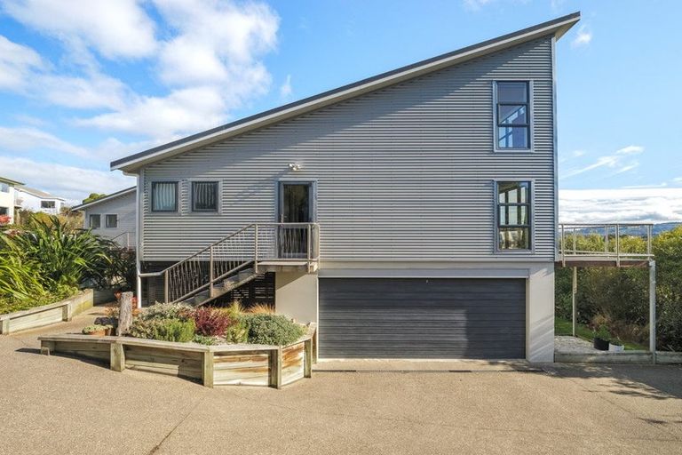 Photo of property in 6a Portland Place, Shiel Hill, Dunedin, 9013