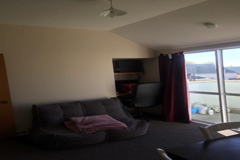 Photo of property in 106 Waltham Road, Sydenham, Christchurch, 8023