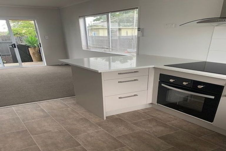 Photo of property in 36 Bowater Place, Manurewa, Auckland, 2102