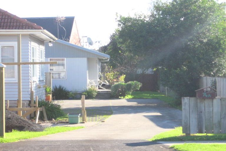 Photo of property in 74 Coronation Road, Papatoetoe, Auckland, 2025