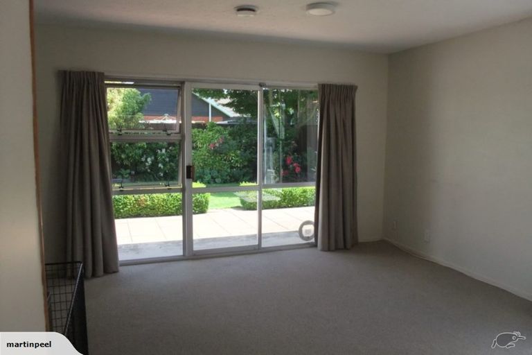 Photo of property in 38 Sayers Crescent, Ilam, Christchurch, 8041