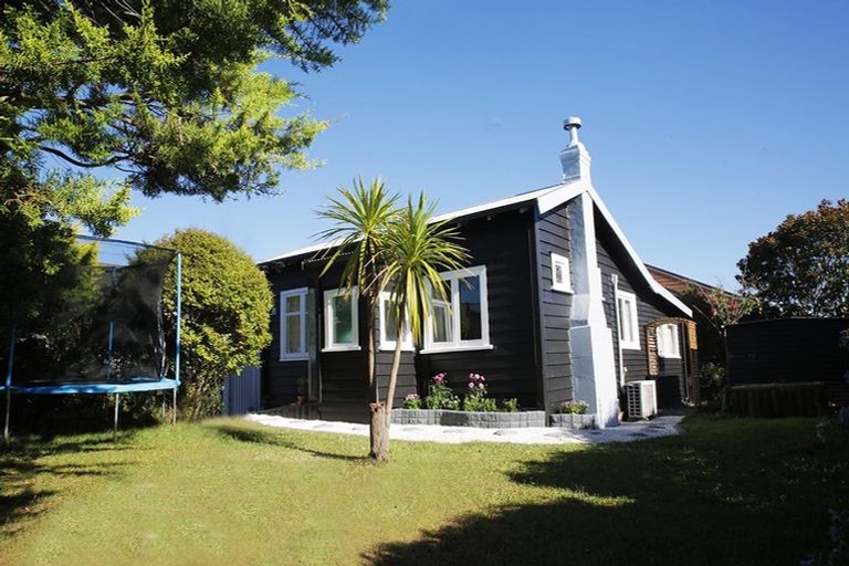 Photo of property in 1/89 Glengarry Road, Glen Eden, Auckland, 0602