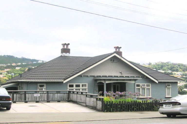 Photo of property in 132-136 Washington Avenue, Brooklyn, Wellington, 6021