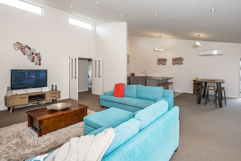 Photo of property in 7 Trusham Court, Paraparaumu, 5032