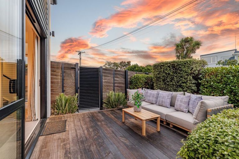 Photo of property in 54 Dover Street, St Albans, Christchurch, 8014