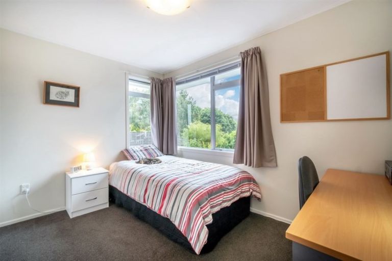 Photo of property in 1/32 Trinidad Road, Sunnynook, Auckland, 0620