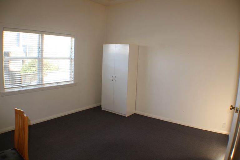 Photo of property in 1 Cuba Street, Petone, Lower Hutt, 5012