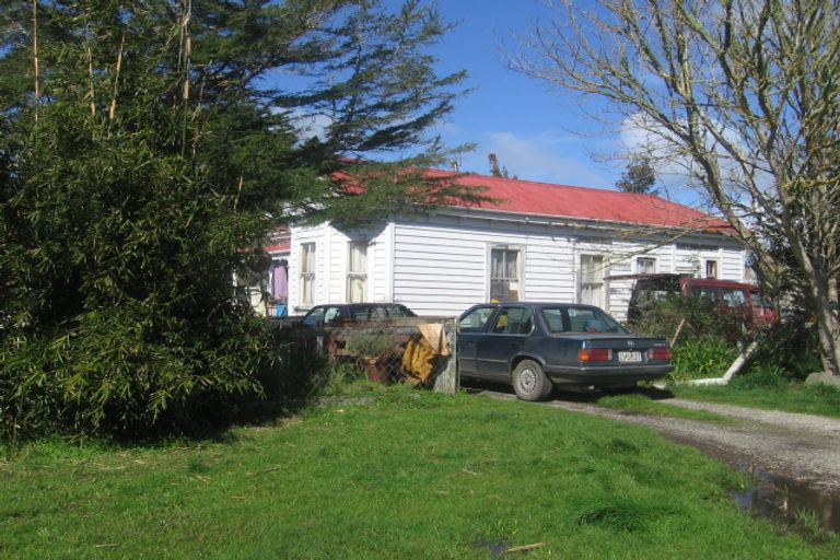 Photo of property in 14 Graham Street, Te Kopuru, 0391