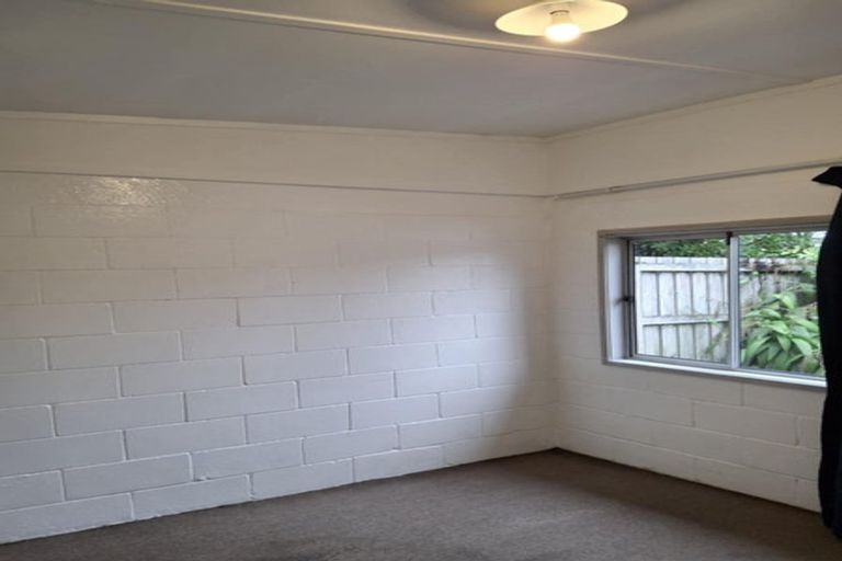 Photo of property in 6/29 Camellia Avenue, Ruakaka, 0116