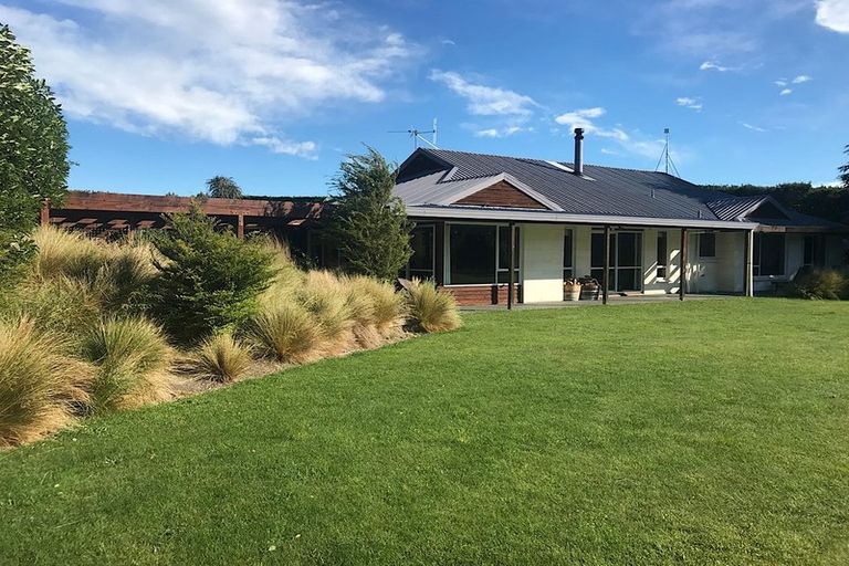 Photo of property in 235 Fishers Road, Loburn, Rangiora, 7473