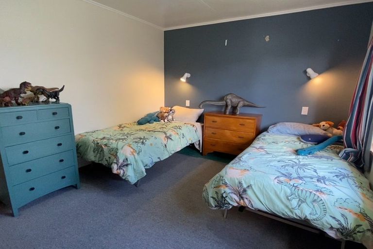 Photo of property in 19 Smith Street, Waverley, 4510