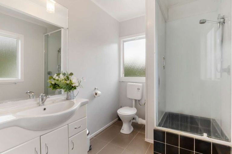 Photo of property in 39 Mountain Road, Western Heights, Rotorua, 3015