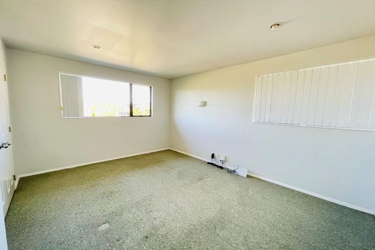 Photo of property in 3 Amante Crescent, Mairangi Bay, Auckland, 0630