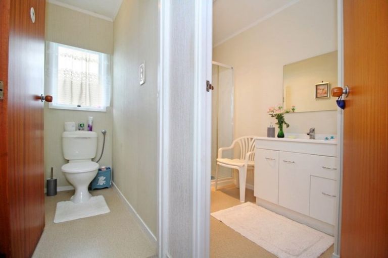 Photo of property in 10a Hillcrest Road, Papatoetoe, Auckland, 2025