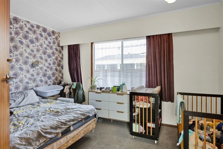 Photo of property in 2 Climie Crescent, Hawera, 4610