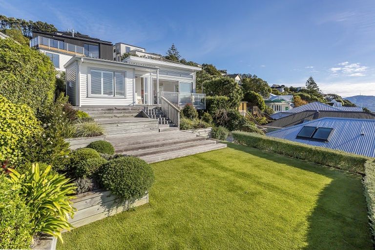 Photo of property in 56a Roseneath Terrace, Roseneath, Wellington, 6011