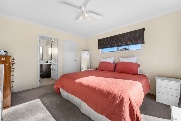 Photo of property in 6 Ludlow Place, Pukekohe, 2120