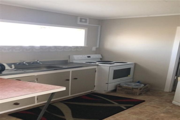 Photo of property in 3/76 Helvetia Road, Pukekohe, 2120