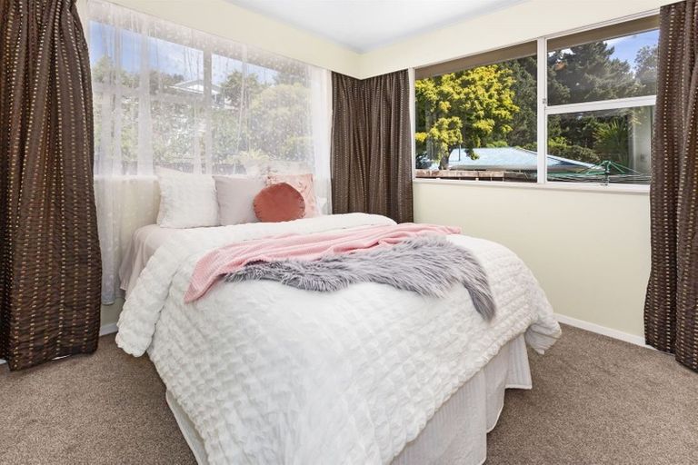 Photo of property in 58 Ernest Street, Ranui, Porirua, 5024