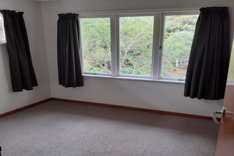 Photo of property in 54 Chippendale Crescent, Birkdale, Auckland, 0626