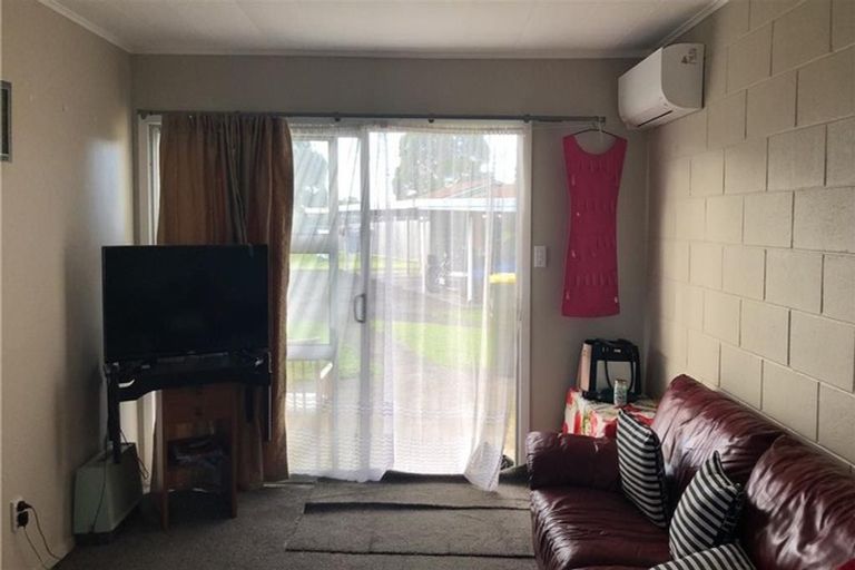Photo of property in 3/76 Helvetia Road, Pukekohe, 2120