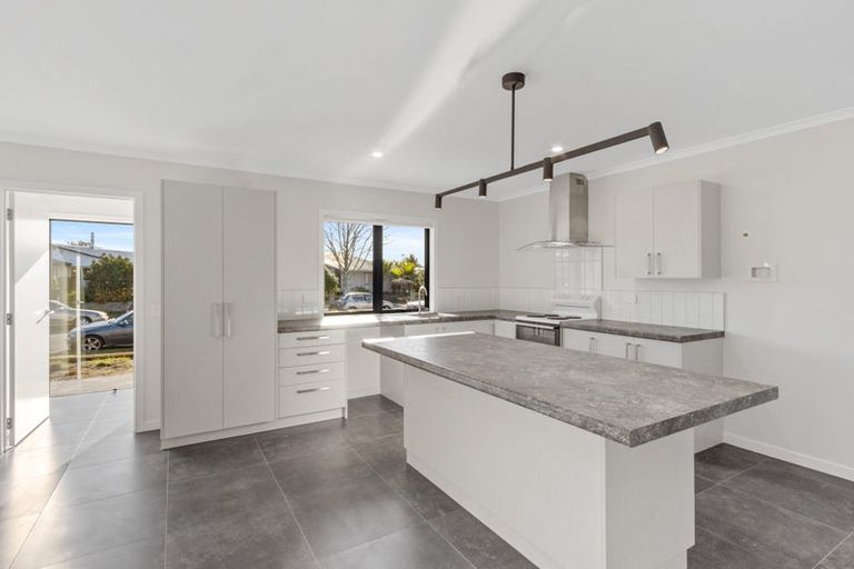 Photo of property in 3 Jeffares Place, Taradale, Napier, 4112