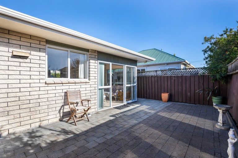 Photo of property in 1 Wrantage Street, Westown, New Plymouth, 4310