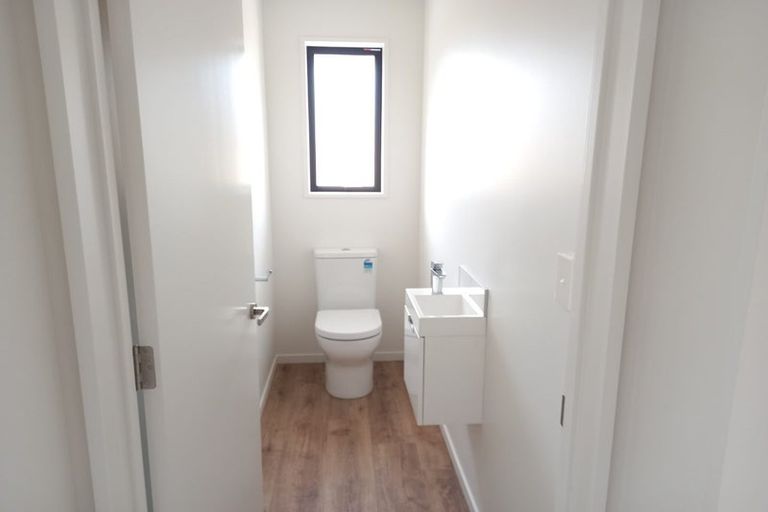 Photo of property in 80a Warren Crescent, Hillmorton, Christchurch, 8025